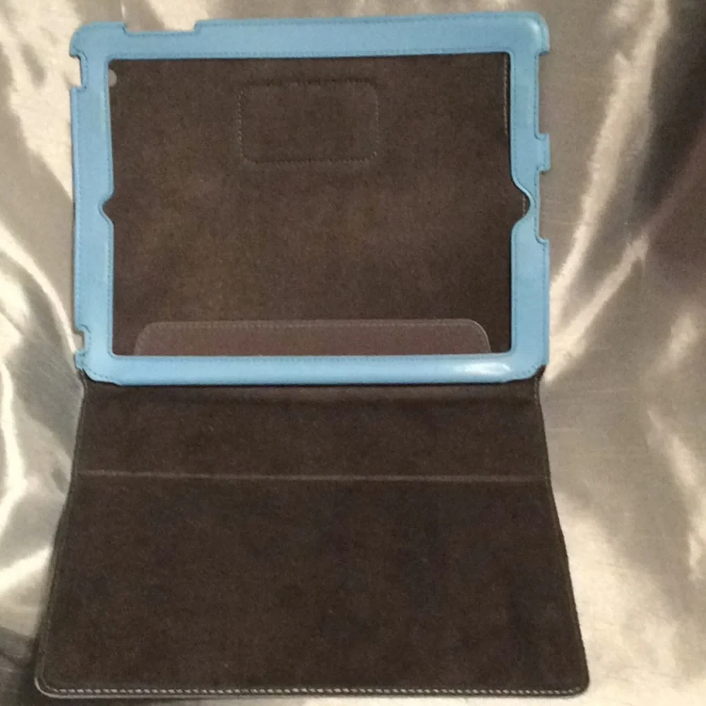 Leather case for iPad 2, new iPad, light weight